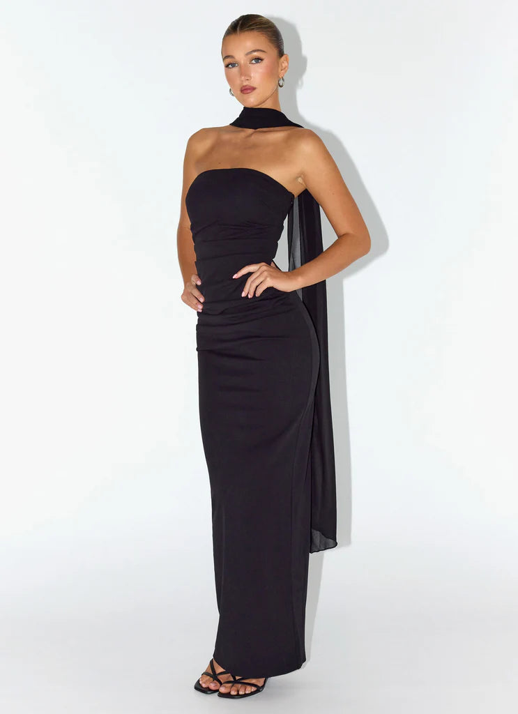 Black Strapless Halter Neck Ruched Maxi Evening Prom Dress For Elegant Formal Evening Events
