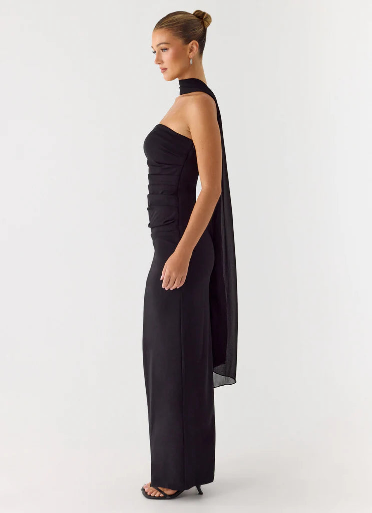 Black Strapless Halter Neck Ruched Maxi Evening Prom Dress For Elegant Formal Evening Events