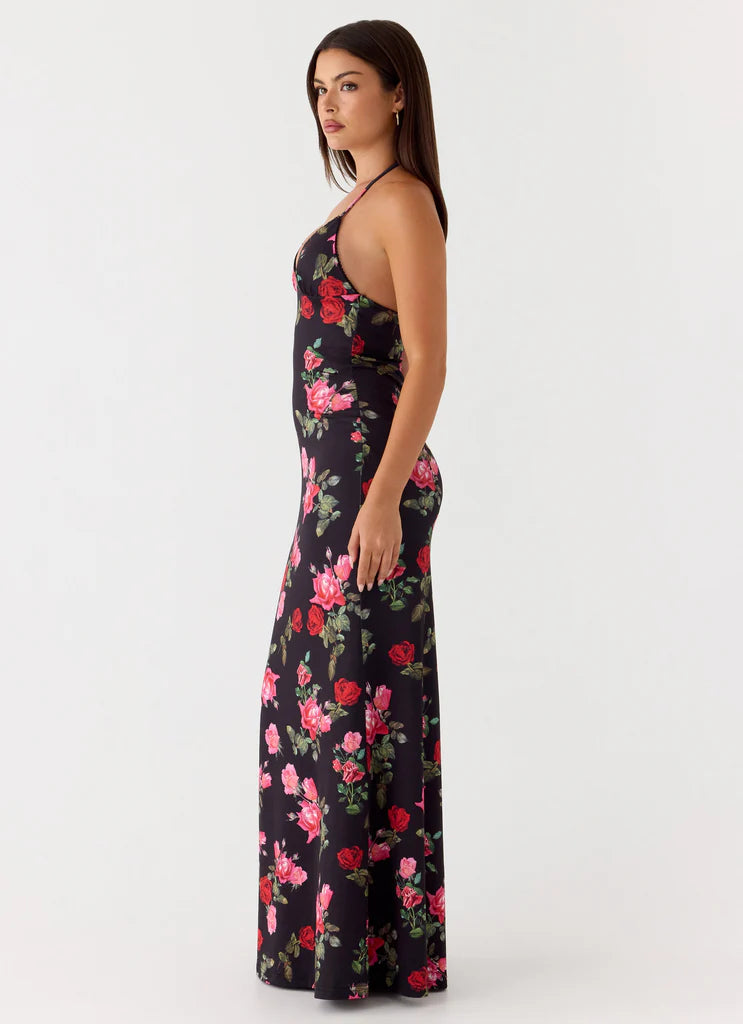 Black Strapless Ruched Waist Flowy Maxi Prom Dress For Elegant Formal Events