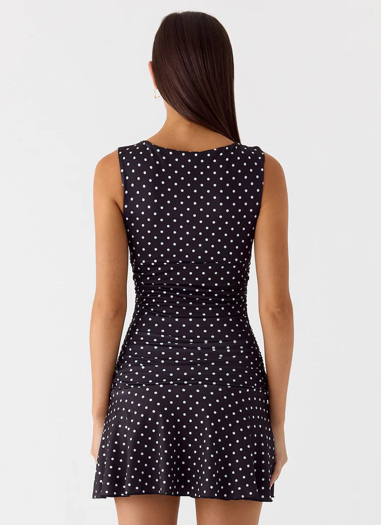 Black White Polka Dot Sleeveless Ruched Flared Mini Dress For Elegant Casual Party Events