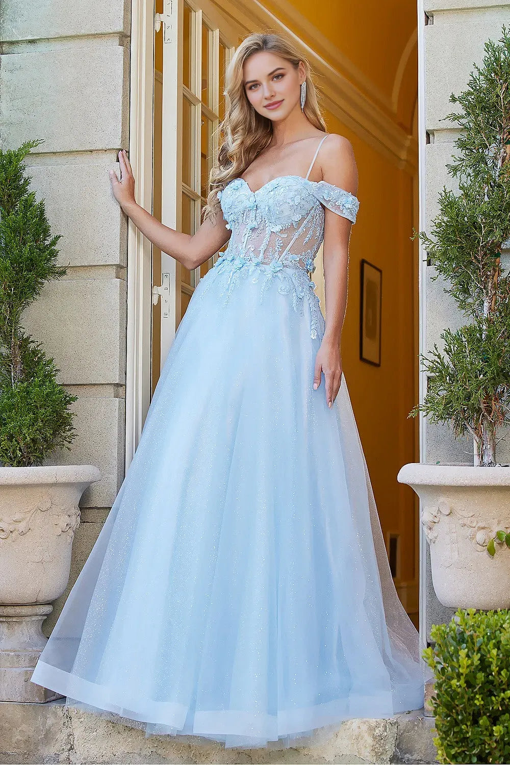 Charming A-Line Sweetheart Neck Spaghetti Strap Lace Up Floral Tulle Floor-Length Prom Dresses With Appliques