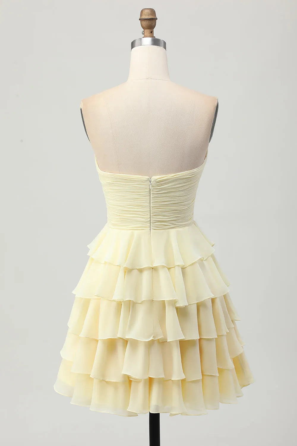Charming Ballgown Sweetheart Strapless Zip Back Short Homecoming Dresses