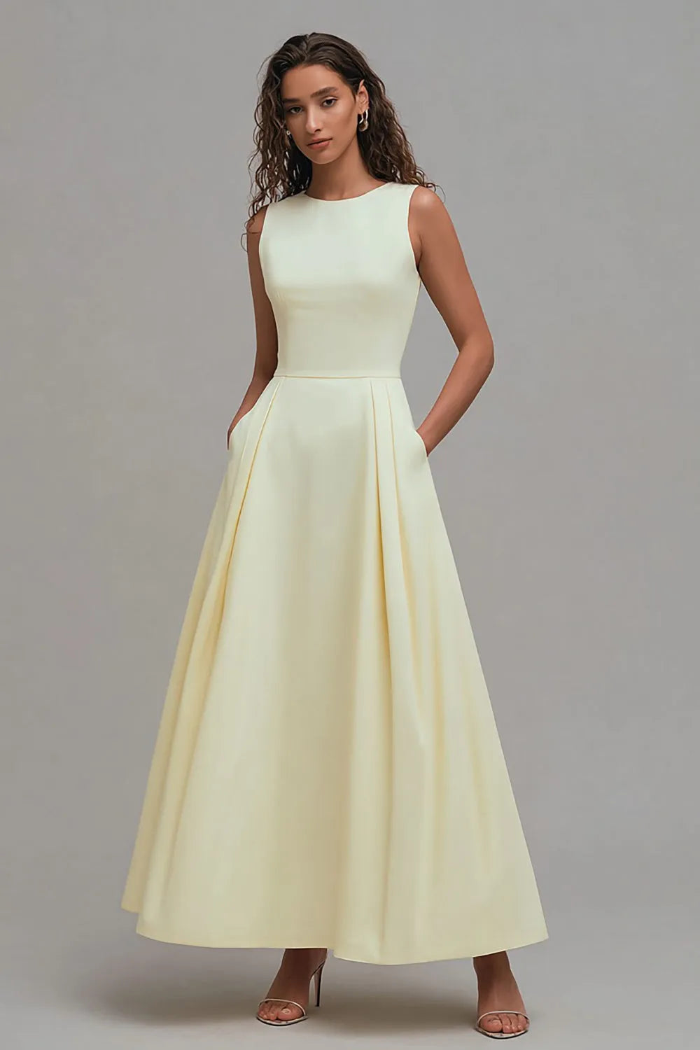 Charming Fit-and-Flare Crew-Neck Sleeveless Floor-Length Prom Dress