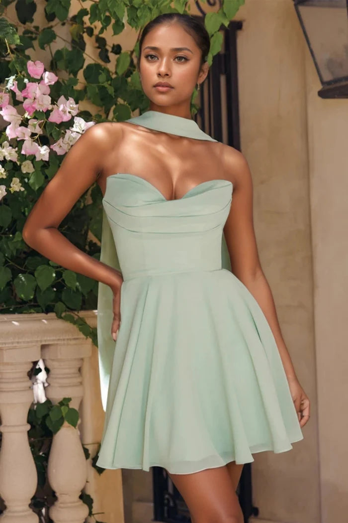 Charming Fit-and-Flare Sweetheart Neck Halter Strap Lace Up Back Mini Homecoming Dresses