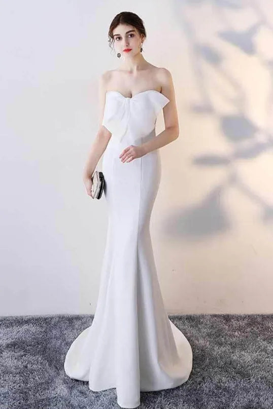 Charming Mermaid Sweetheart Strapless Bow Back Train Formal Dresses
