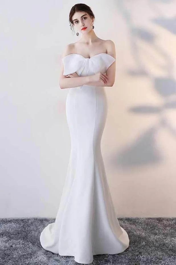 Charming Mermaid Sweetheart Strapless Bow Back Train Formal Dresses
