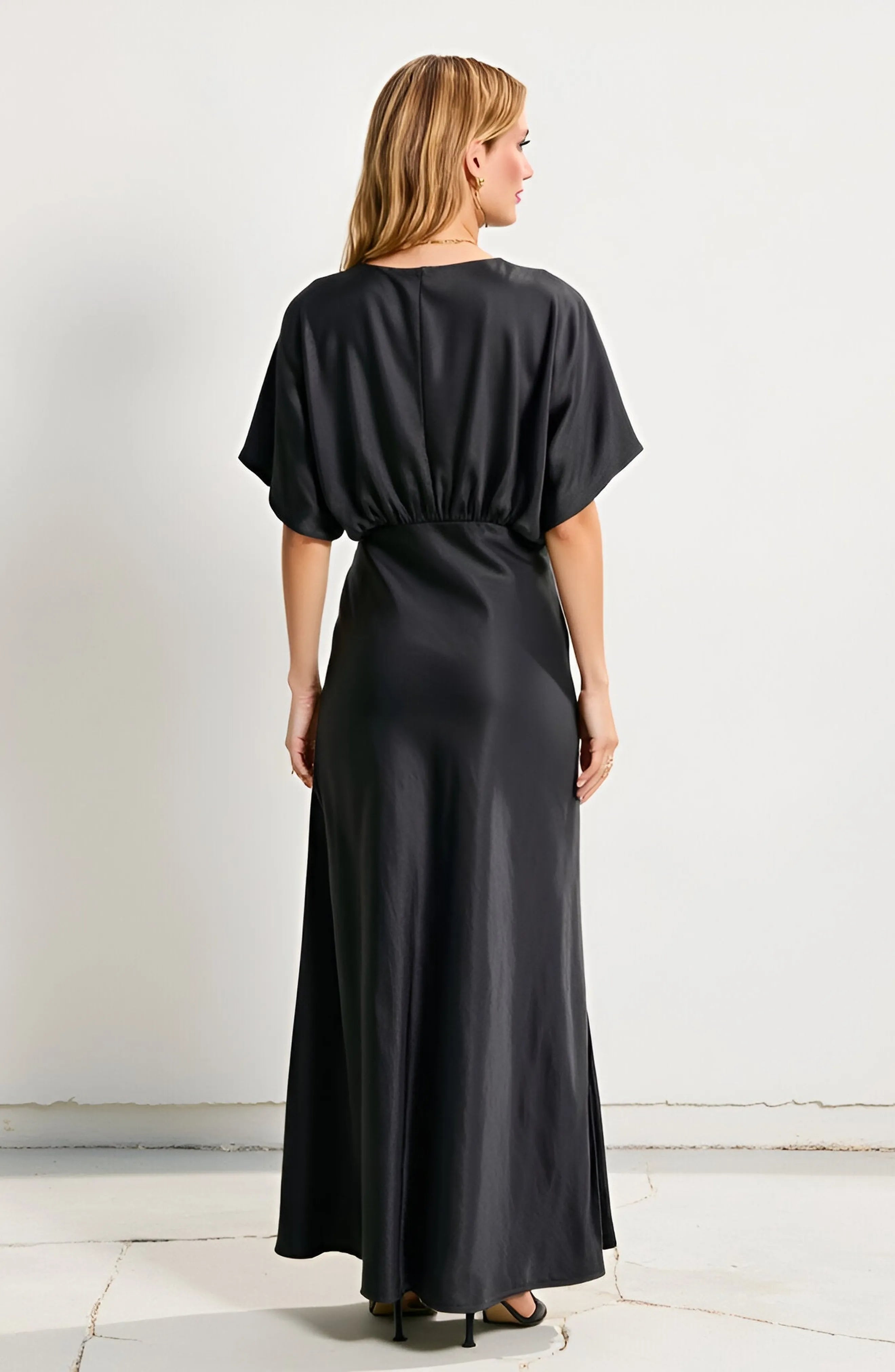 Chic A-Line Deep-V Short-Sleeve Ruched-Bodice Floor-Length Formal Prom Dresses