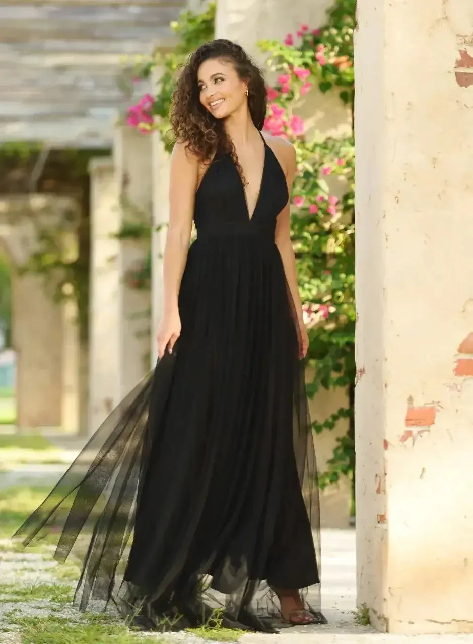Chic A-Line Halter-Neck Sleeveless Crisscross-Back Floor-Length Prom Dress