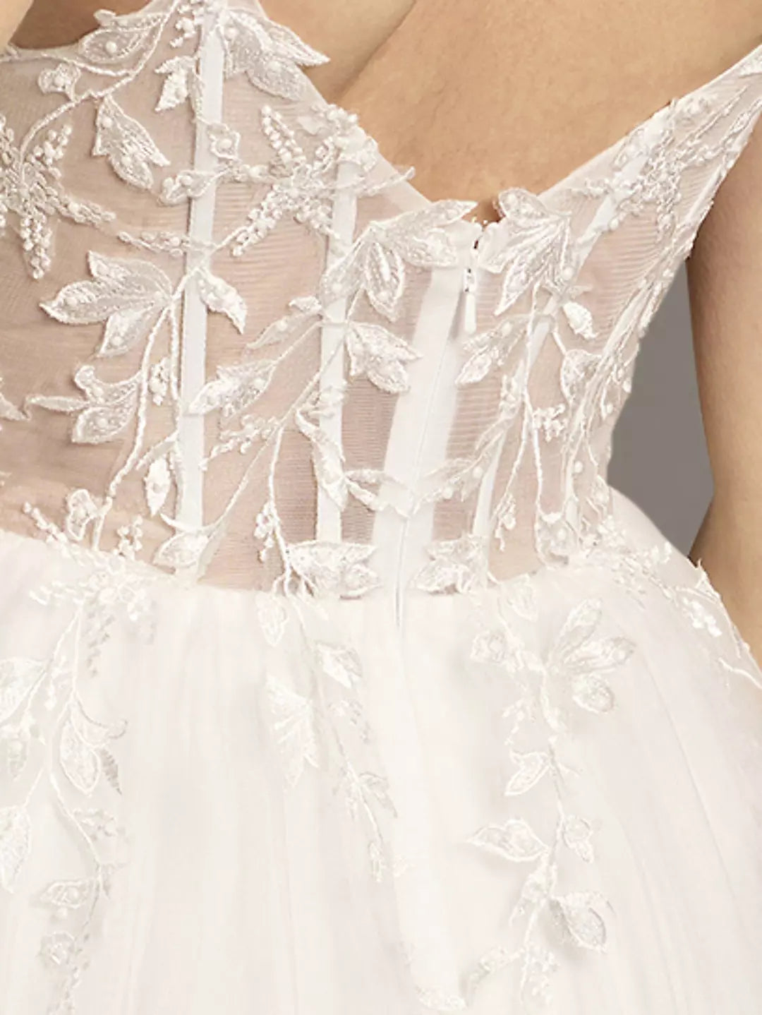 Chic A-Line Spaghetti Strap Sleeveless Lace Back Floor-Length Wedding Dresses