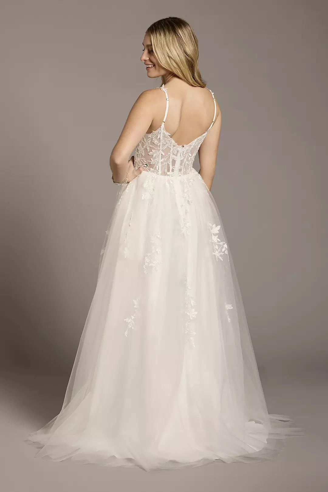 Chic A-Line Spaghetti Strap Sleeveless Lace Back Floor-Length Wedding Dresses