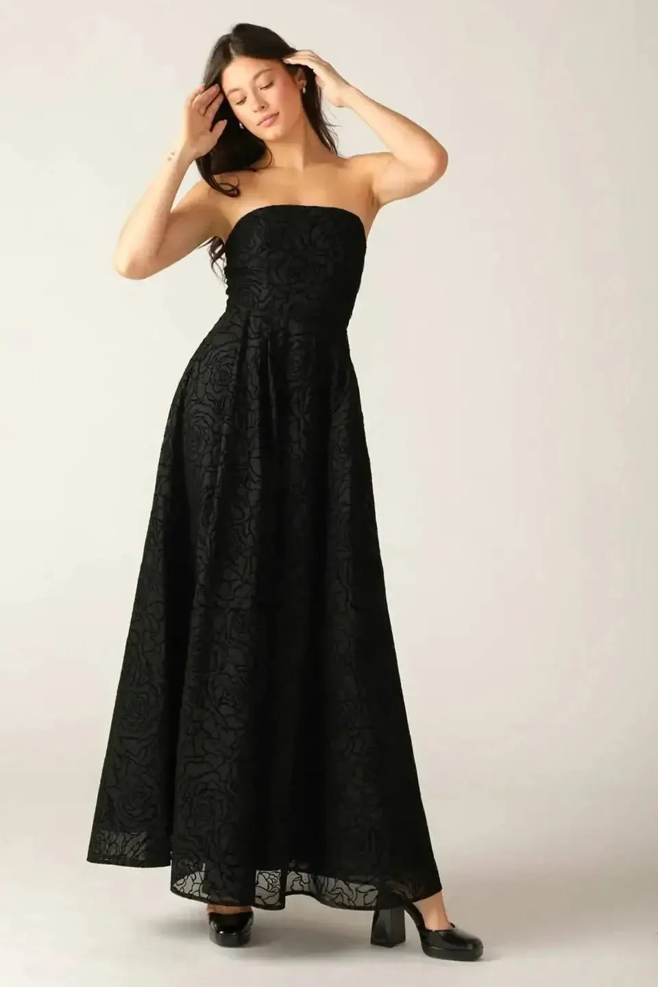 Chic A-Line Strapless Sleeveless Solid Back Floor-Length Textured Formal Dresses