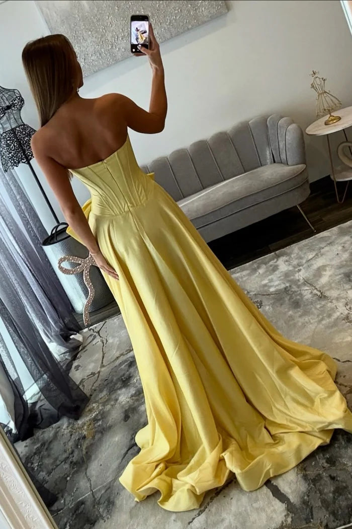 Chic A-Line Strapless Sleeveless Zipper Back High-Low Prom Dresses