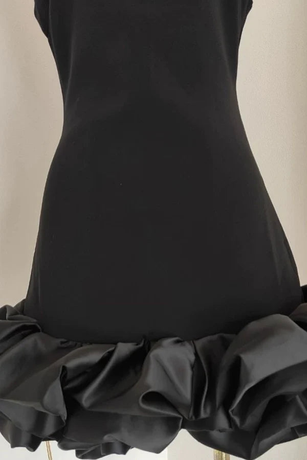 Chic Black Sheath Square Neck Straps Backless Ruched Homecoming Dresses