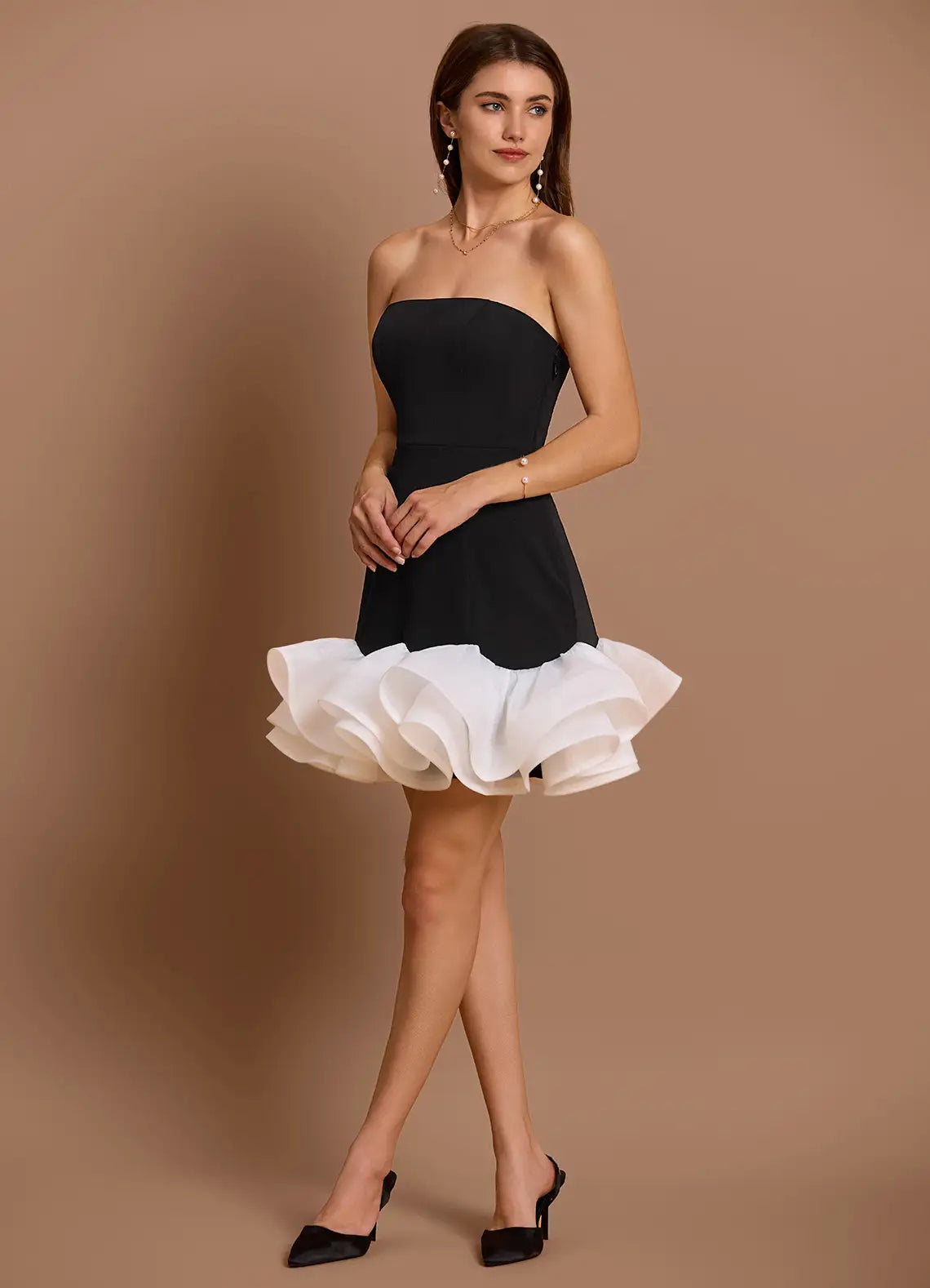 Chic Fit-and-Flare Square Neck Spaghetti Strap Open Back Short Homecoming Dresses