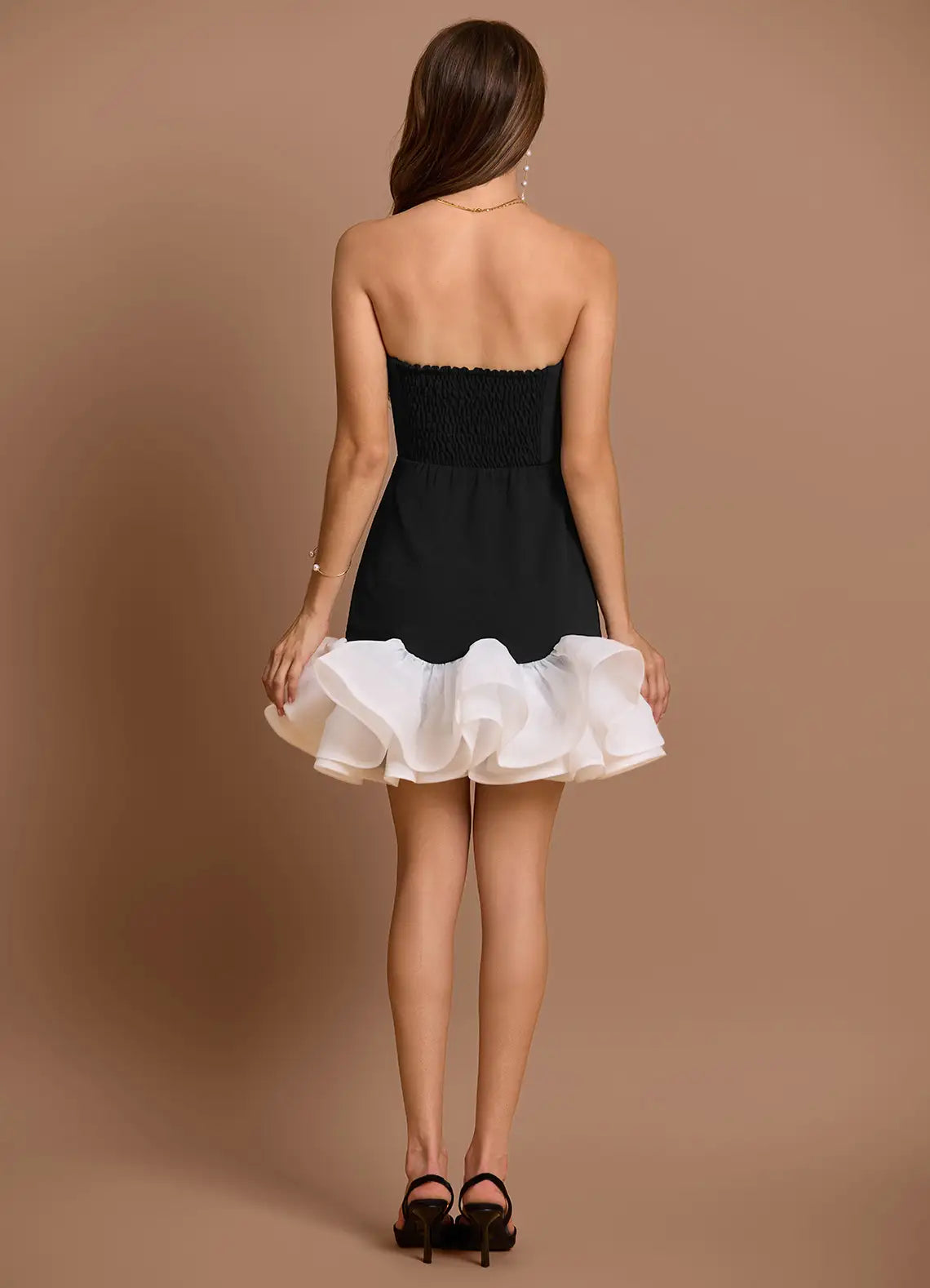 Chic Fit-and-Flare Square Neck Spaghetti Strap Open Back Short Homecoming Dresses