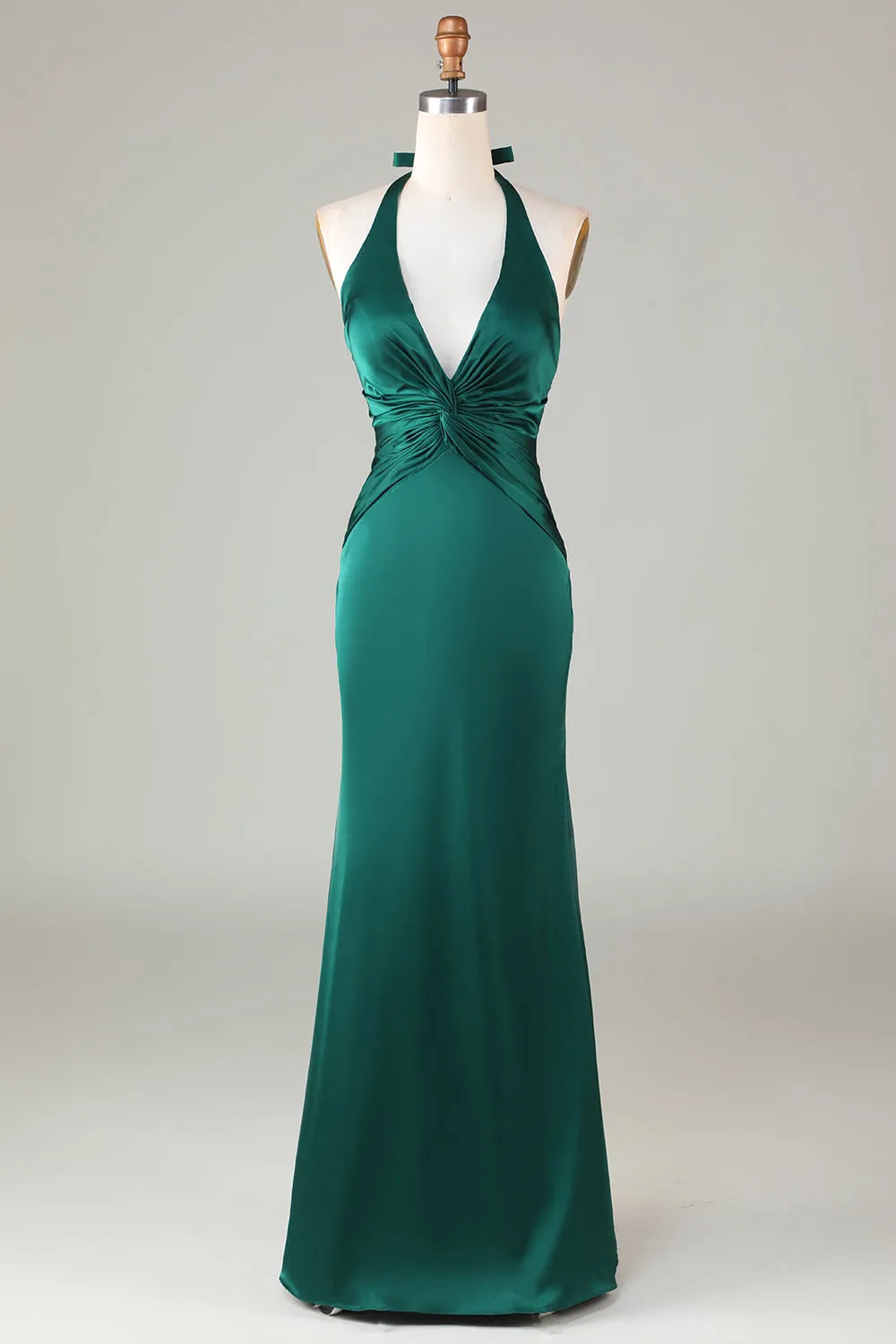 Chic Mermaid Halter Neck Sleeveless Bow Back Floor-Length Bridesmaid Dresses
