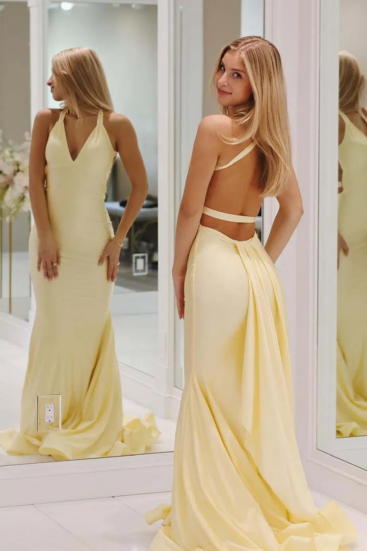 Chic Mermaid Halter V-Neck Sleeveless Open-Back Floor-Length Prom dresses female guests
