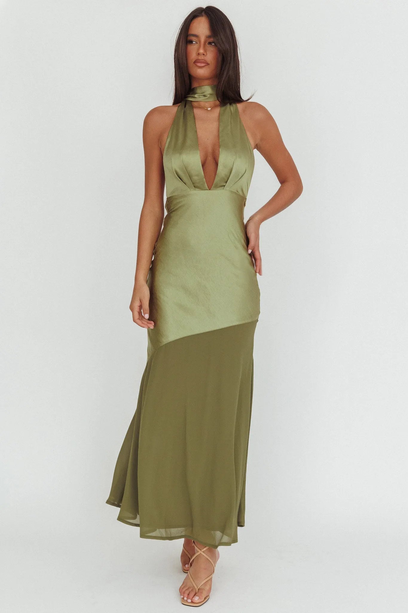 Chic Sheath Deep V Halter Tie Back Sleeveless Long Party Dresses