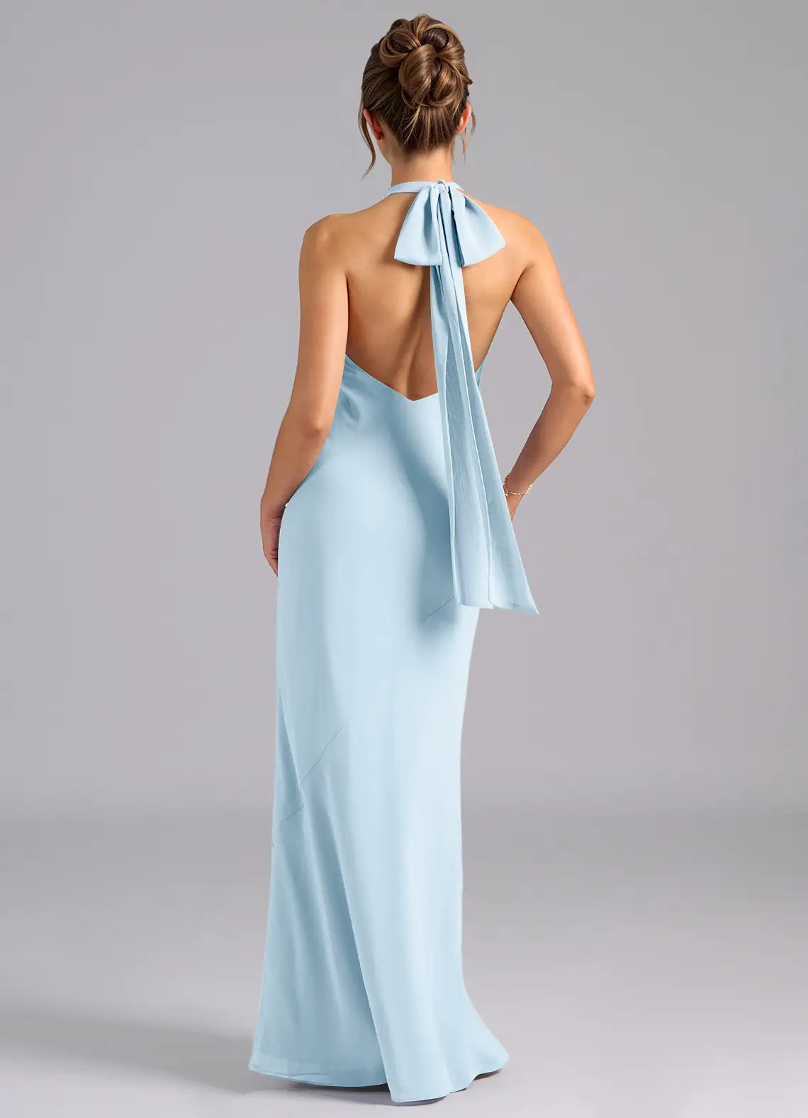 Chic Sheath Halter Sleeveless Bow Back Floor-Length Formal Bridesmaid Dresses