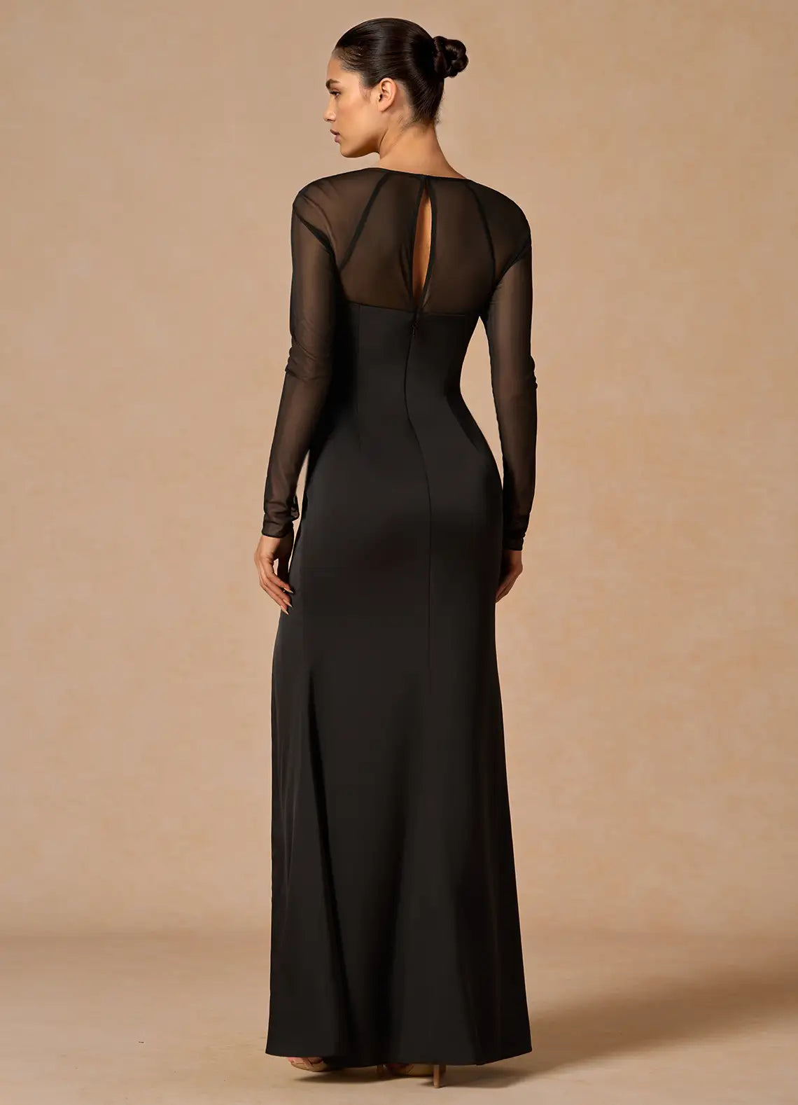 Chic Sheath Square Neck Sheer Long Sleeve Keyhole Back Floor-Length Evening Dresses
