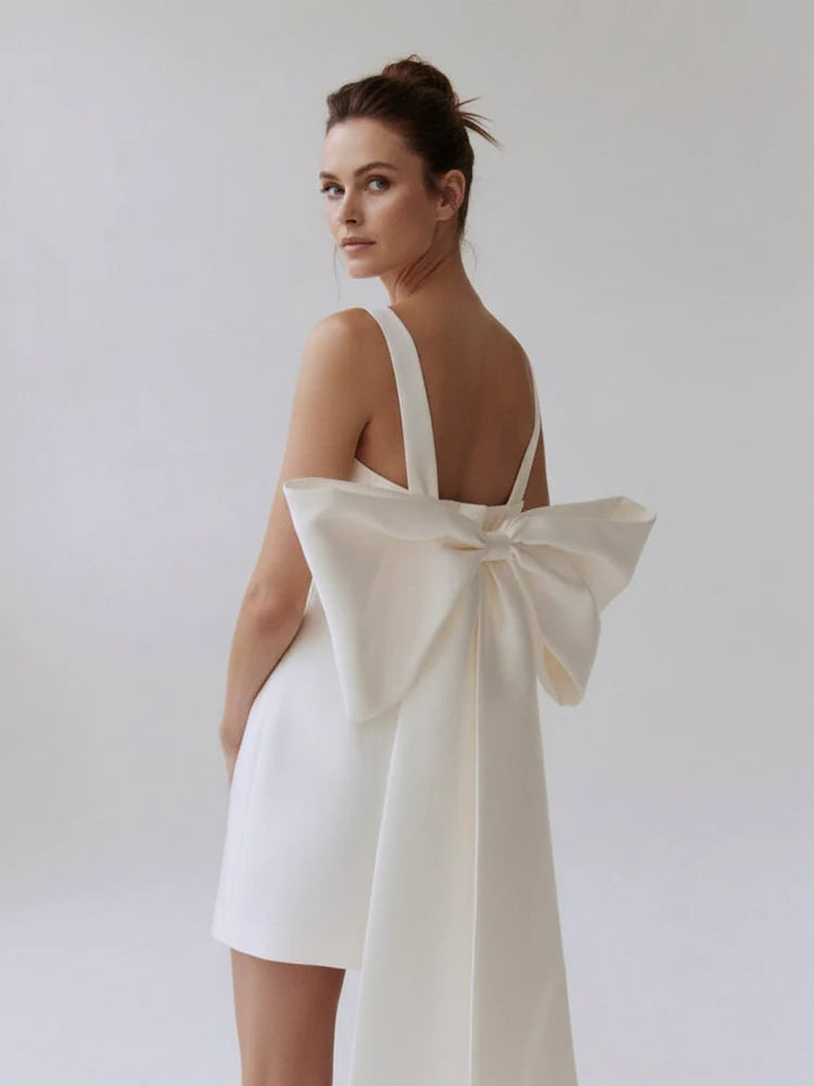 Chic Shift Square Neck Spaghetti Strap Bow-Back Mini-Length Wedding Dresses
