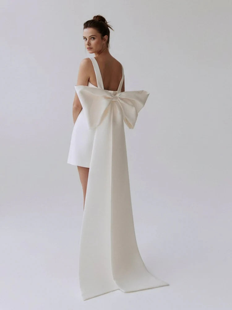 Chic Shift Square Neck Spaghetti Strap Bow-Back Mini-Length Wedding Dresses