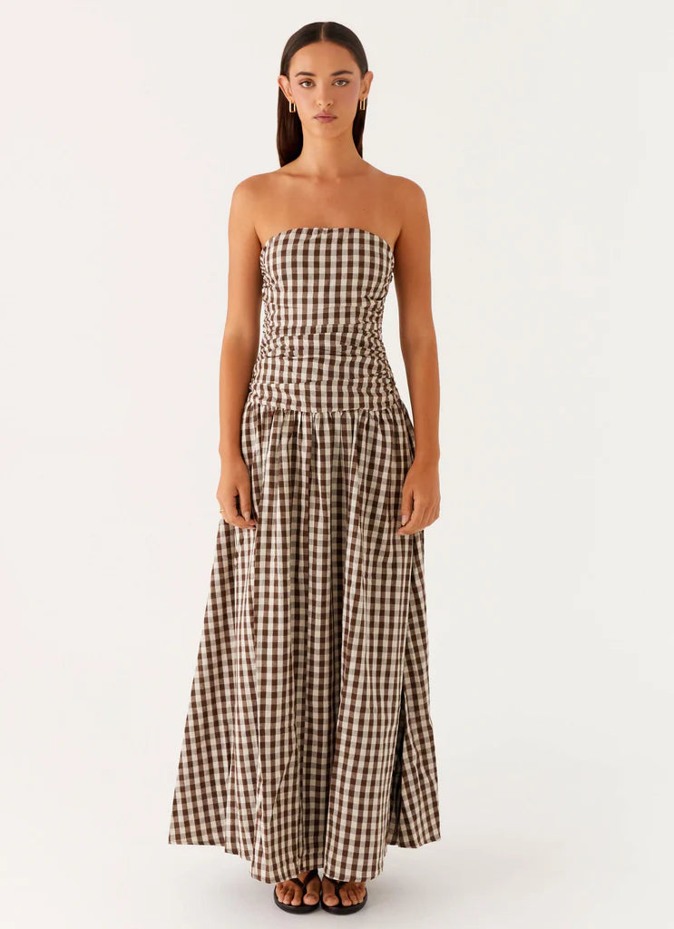 Chocolate Brown Gingham Strapless Ruched Maxi Prom Dress For Elegant Formal Evening Events