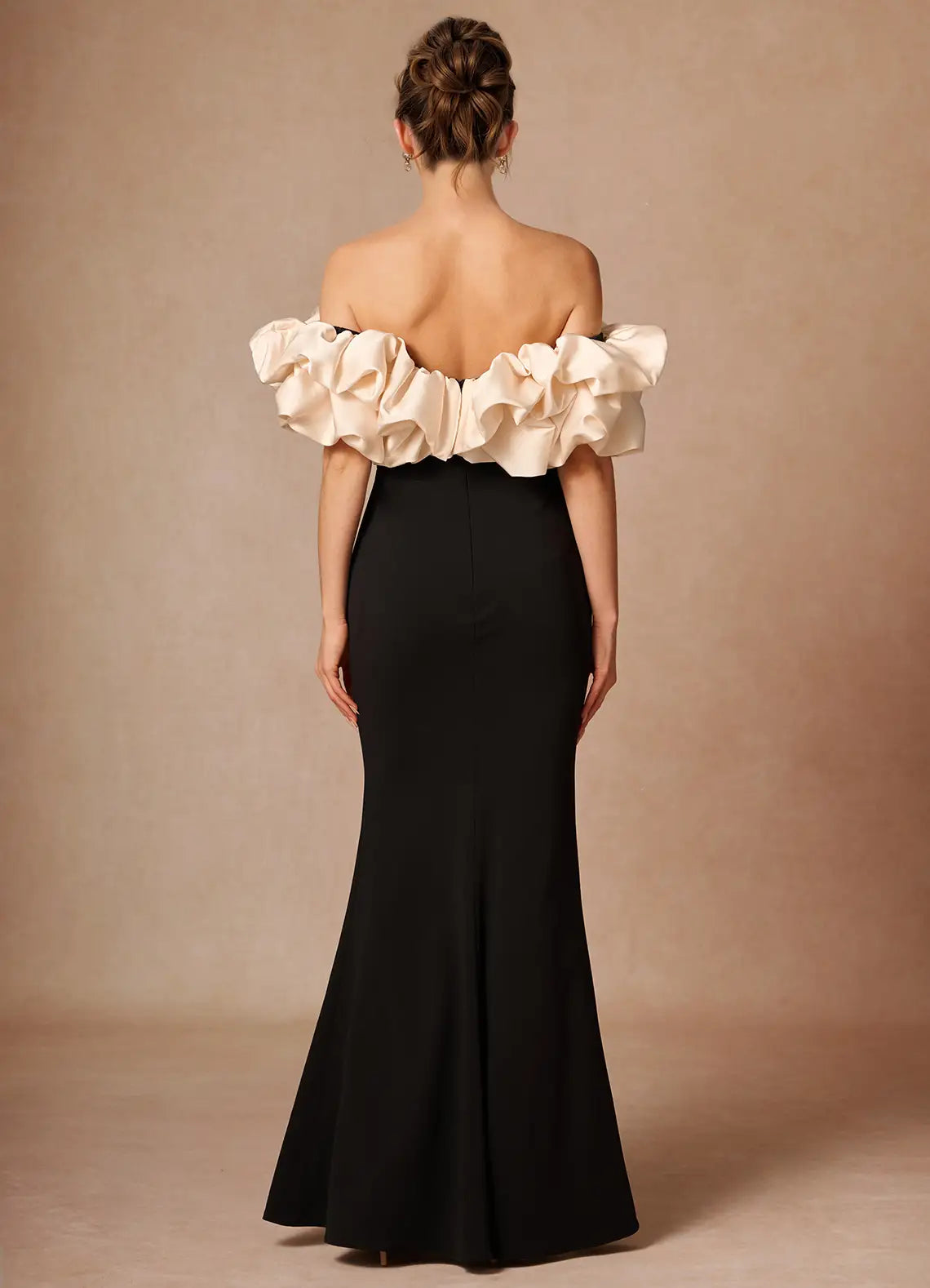 Dramatic Mermaid Off-Shoulder Ruffle Sleeve Solid Back Floor-Length Evening Dresses