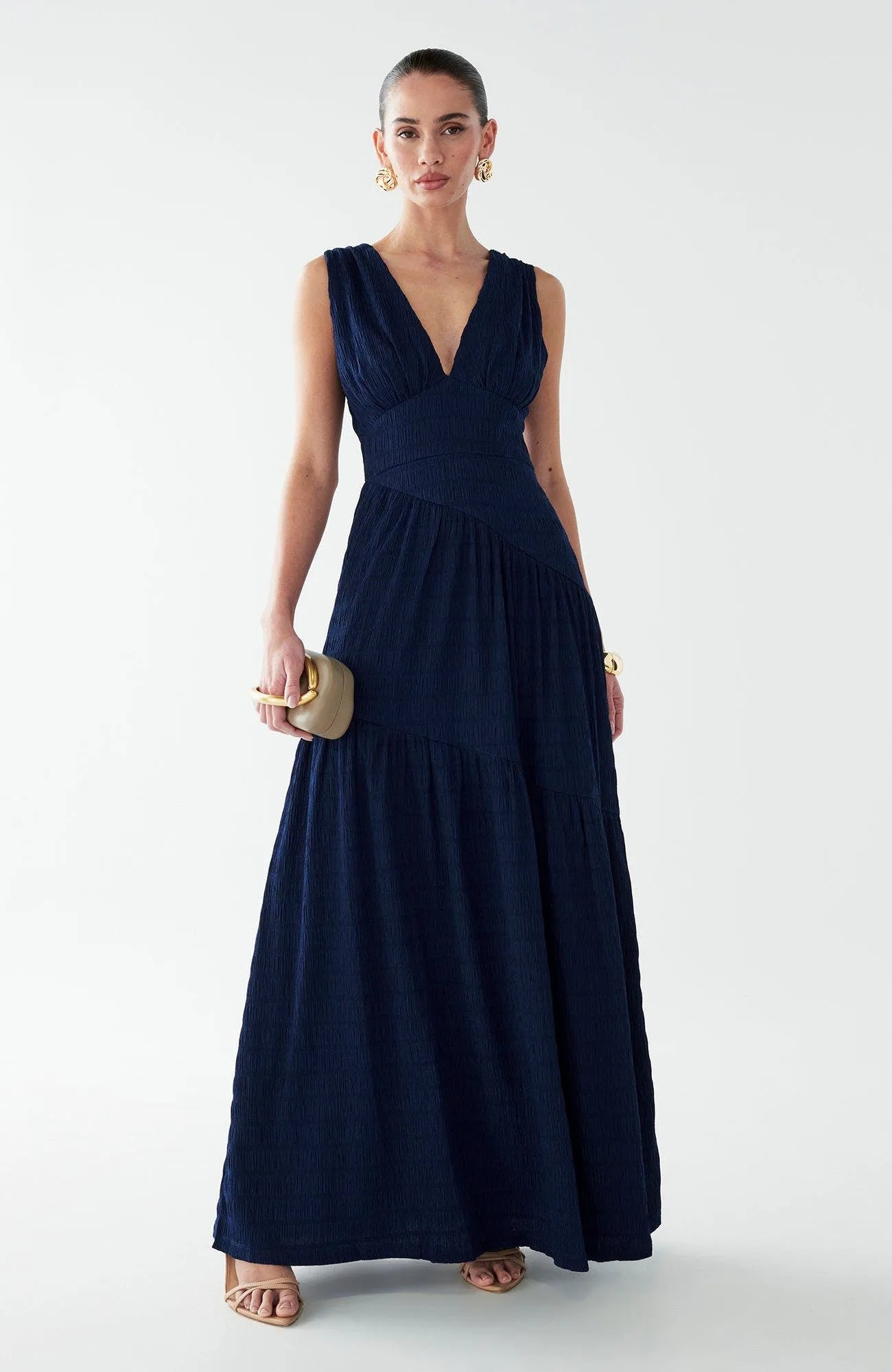 Elegant A-Line Deep-V Sleeveless Tiered-Skirt Floor-Length Formal Prom Dresses