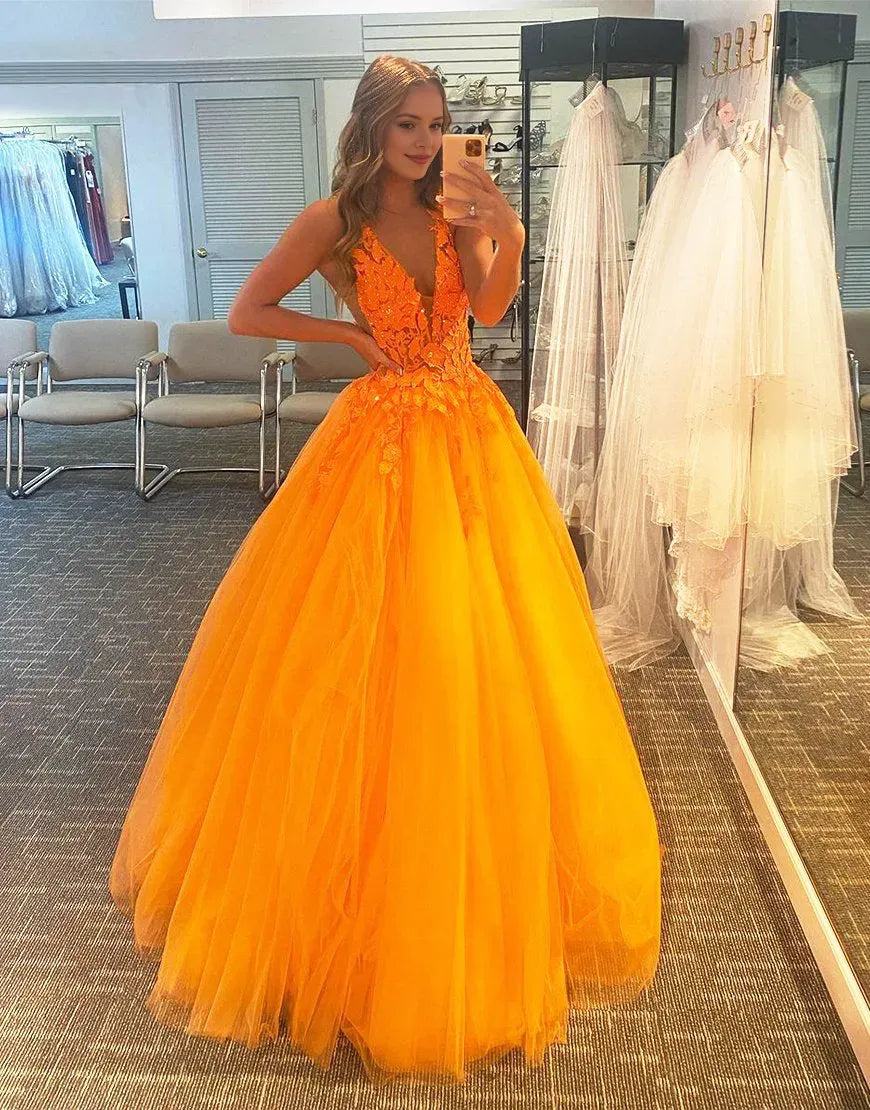 Elegant A-Line Deep V-Neck Sleeveless Back Zip Lace Embellished Tulle Floor-Length Prom Dress with Appliques