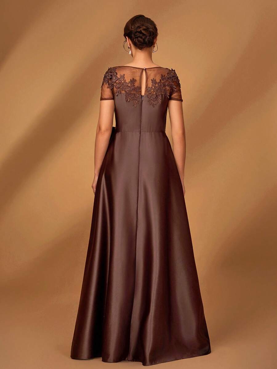 Elegant A-Line Illusion-Neck Cap-Sleeve Keyhole-Back Floor-Length Mother of the Bride Dresses