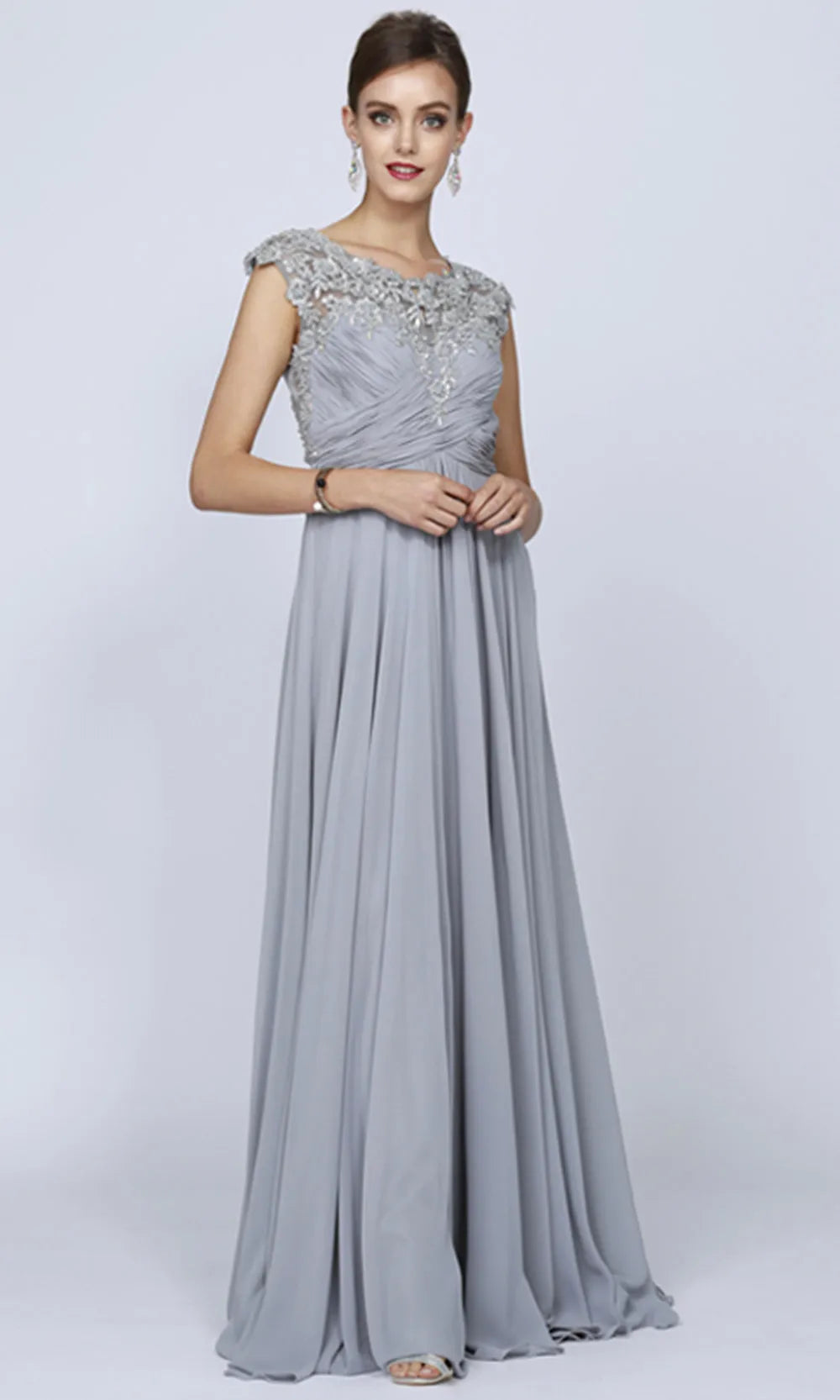 Elegant A-Line Illusion Neck Cap Sleeve Lace-Embellished Ruched Bodice Floor-Length Mother of the Bride Dress ﻿