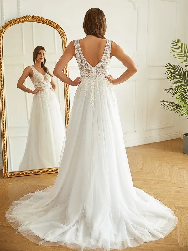 Elegant A-Line Plunge Neck Sleeveless Lace Back Train Tulle Applique Wedding Dresses