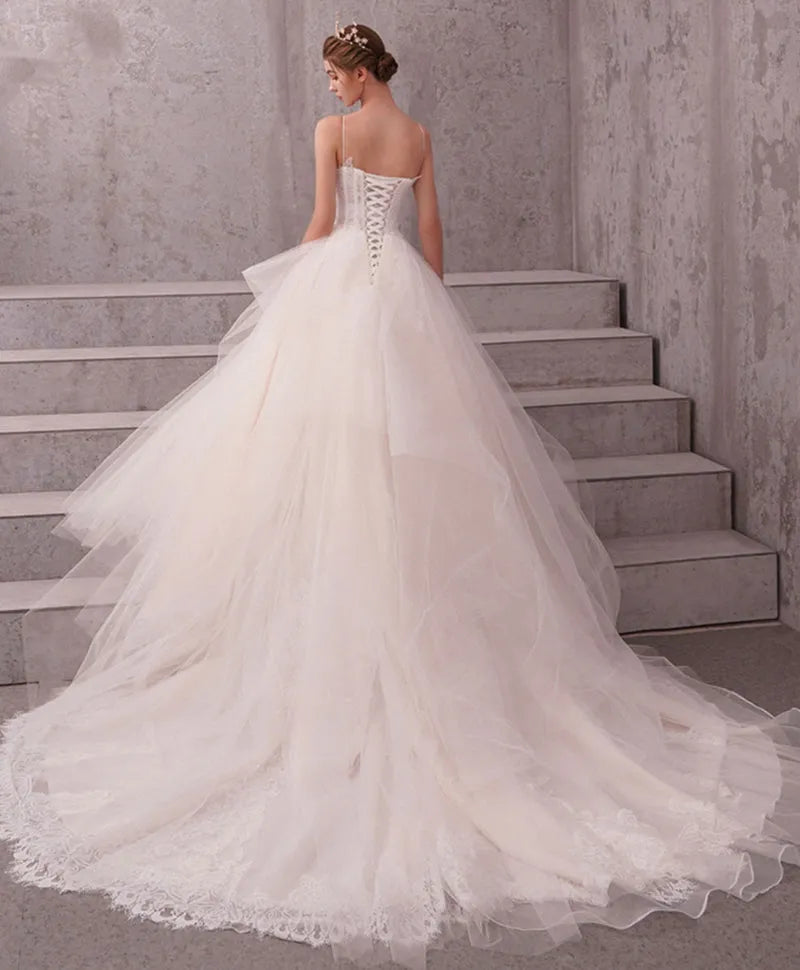 Elegant A-Line Sweetheart Neck Spaghetti Strap Tulle Lace Lace-Up Sweep/Brush Train  Wedding Dress