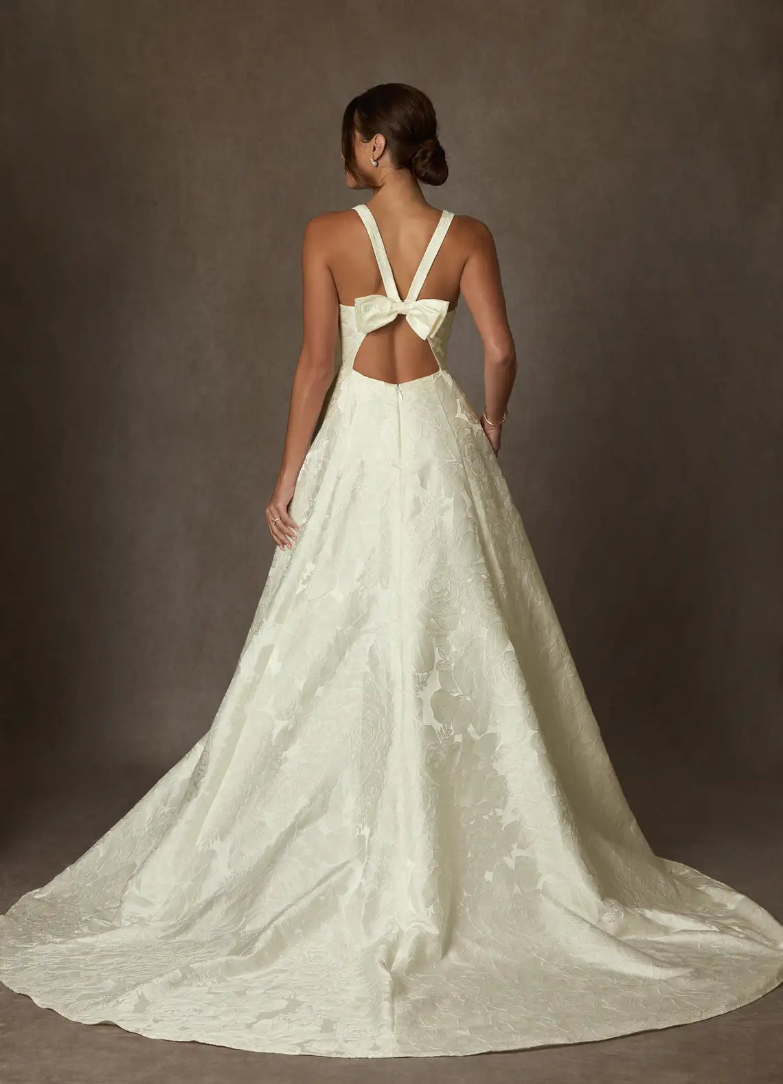 Elegant Ballgown Deep V Neck Sleeveless Bow Back Long Wedding Dresses