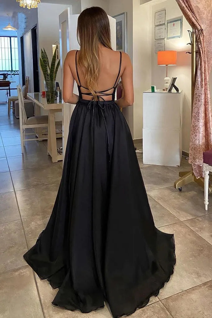 Elegant Black A-Line V-Neck Spaghetti Strap Crisscross-Back Tulle Sequins Floor-Length High Slit Prom Dress ﻿