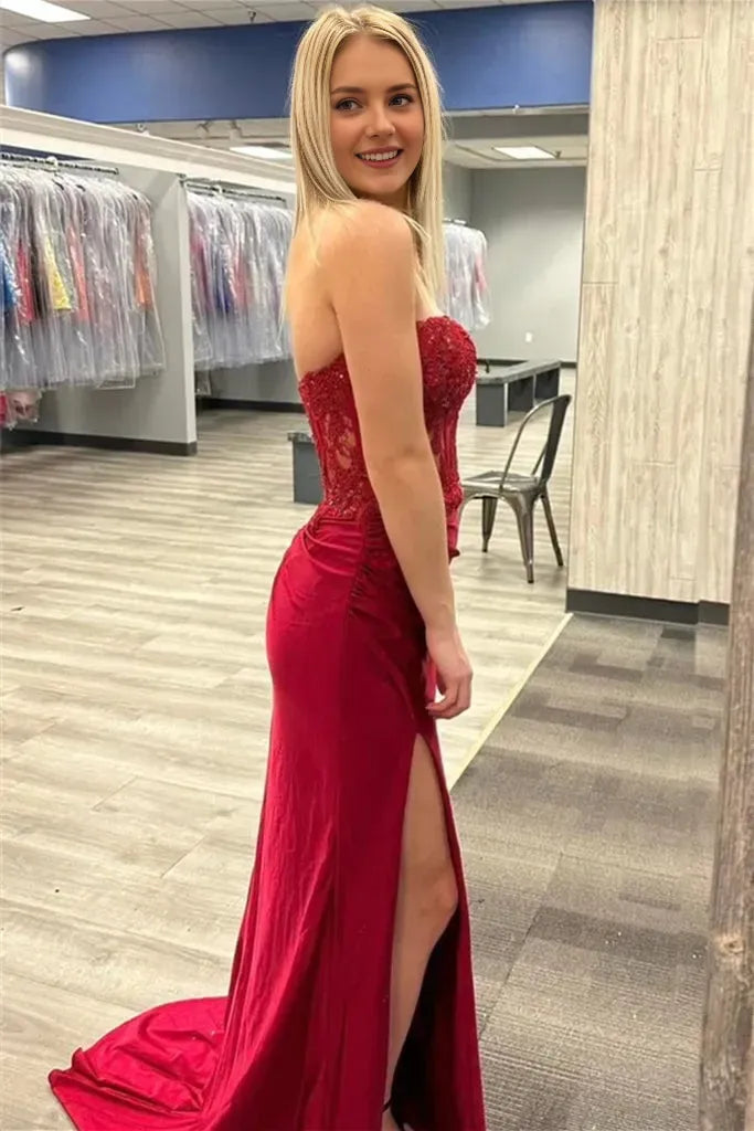 Elegant Burgundy Mermaid Strapless Sleeveless Back Zip Lace Appliques Ruched Slit Floor-Length Prom Dresses