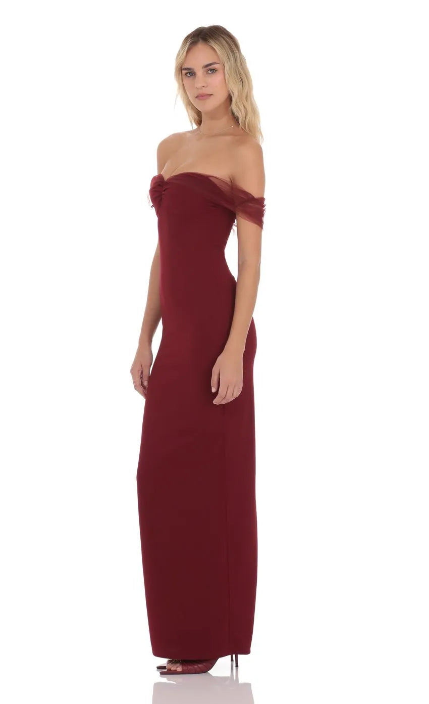 Elegant Burgundy Sheath Off-the-Shoulder Sleeveless Tulle Open-Back Floor-Length Prom Dress with Slit