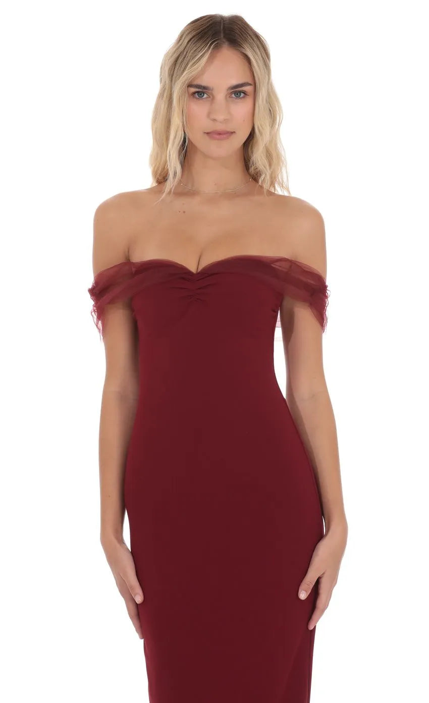 Elegant Burgundy Sheath Off-the-Shoulder Sleeveless Tulle Open-Back Floor-Length Prom Dress with Slit
