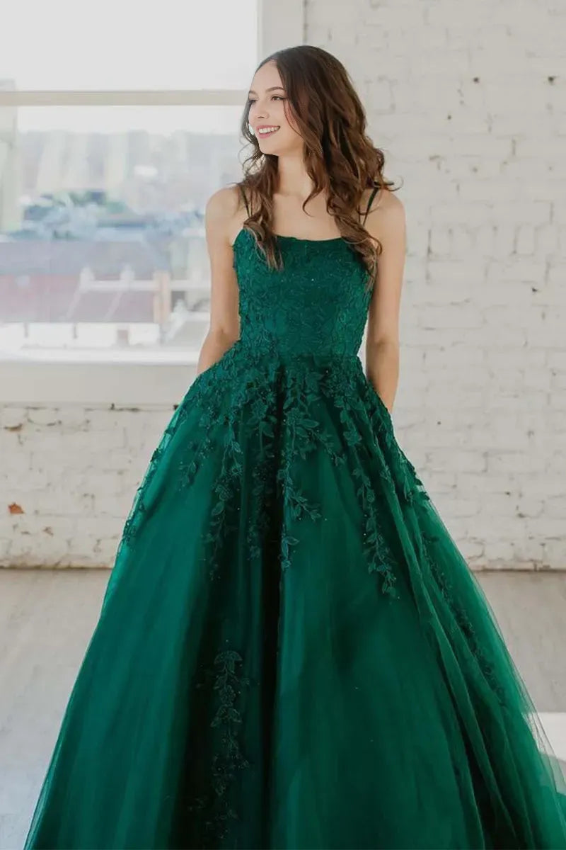 Elegant Dark Green A-Line Spaghetti-Straps Sleeveless Lace Appliques Tulle Lace Up Floor-Length Prom Dress