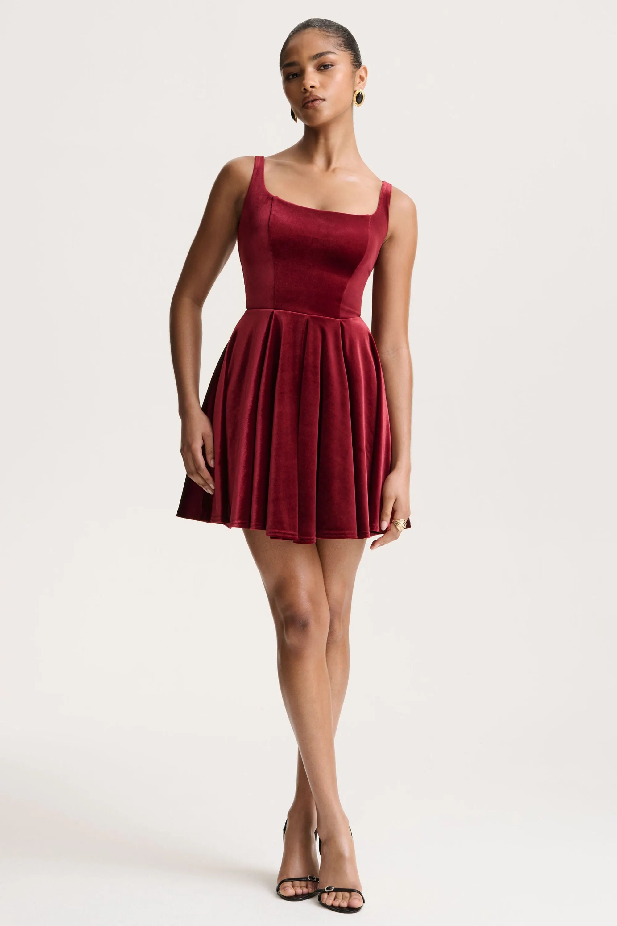 Elegant Fit-and-Flare Square Neck Sleeveless Open Back Mini Homecoming Dresses