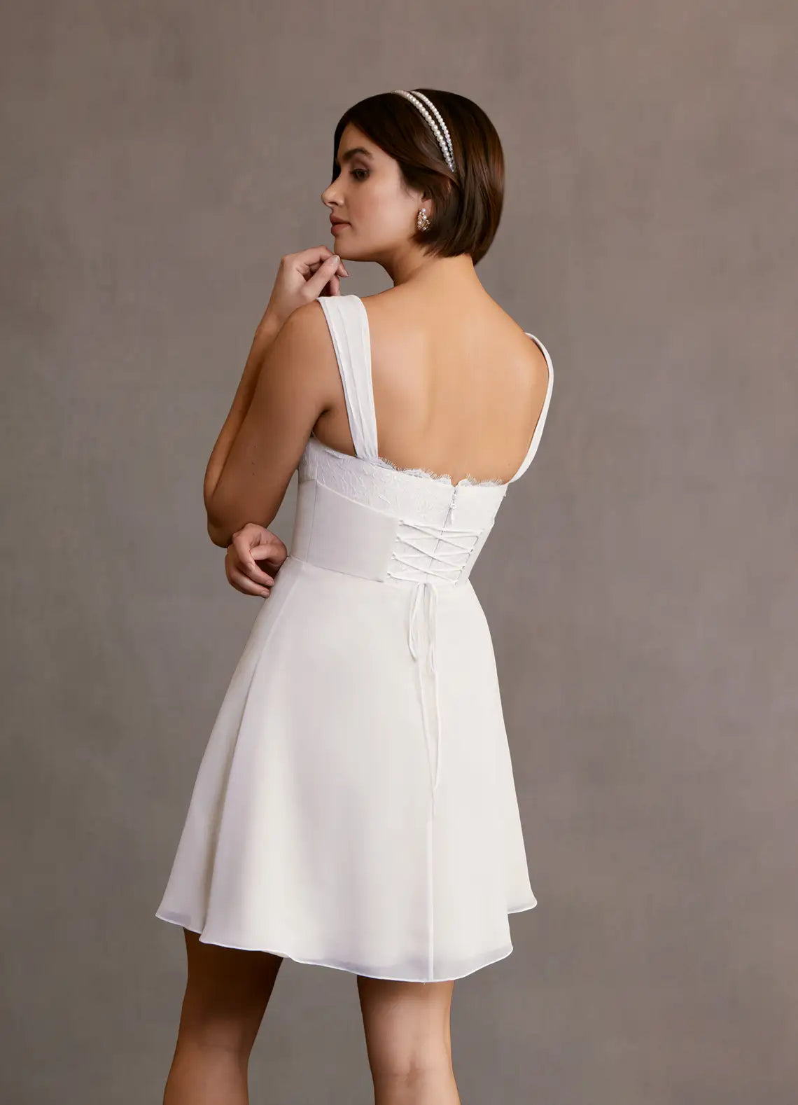 Elegant Fit-and-Flare Sweetheart Wide-Strap Lace Up Back Short Homecoming Dresses