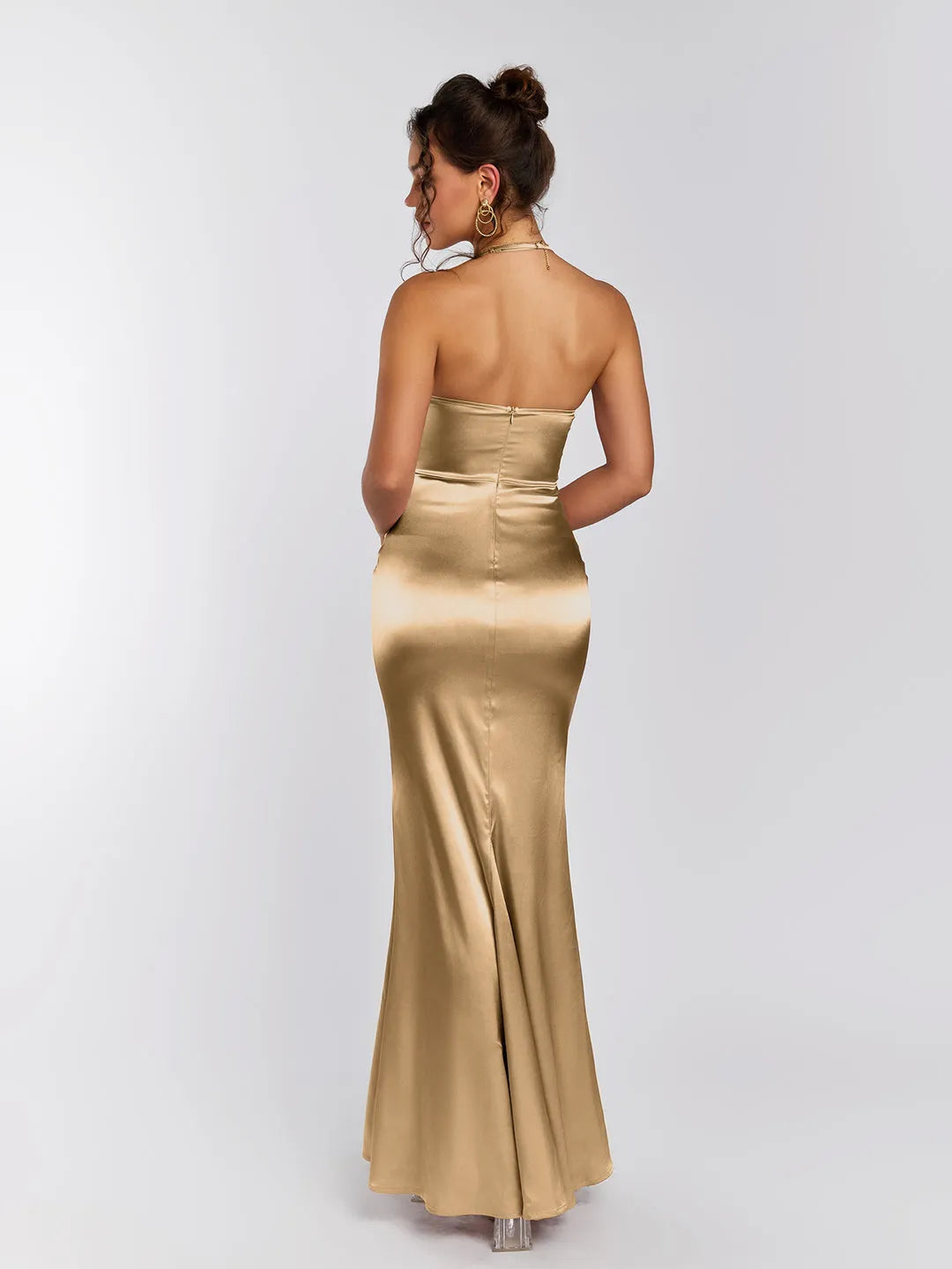 Elegant Fitted Halter Sweetheart Ruched Back Floor-Length Prom Dresses