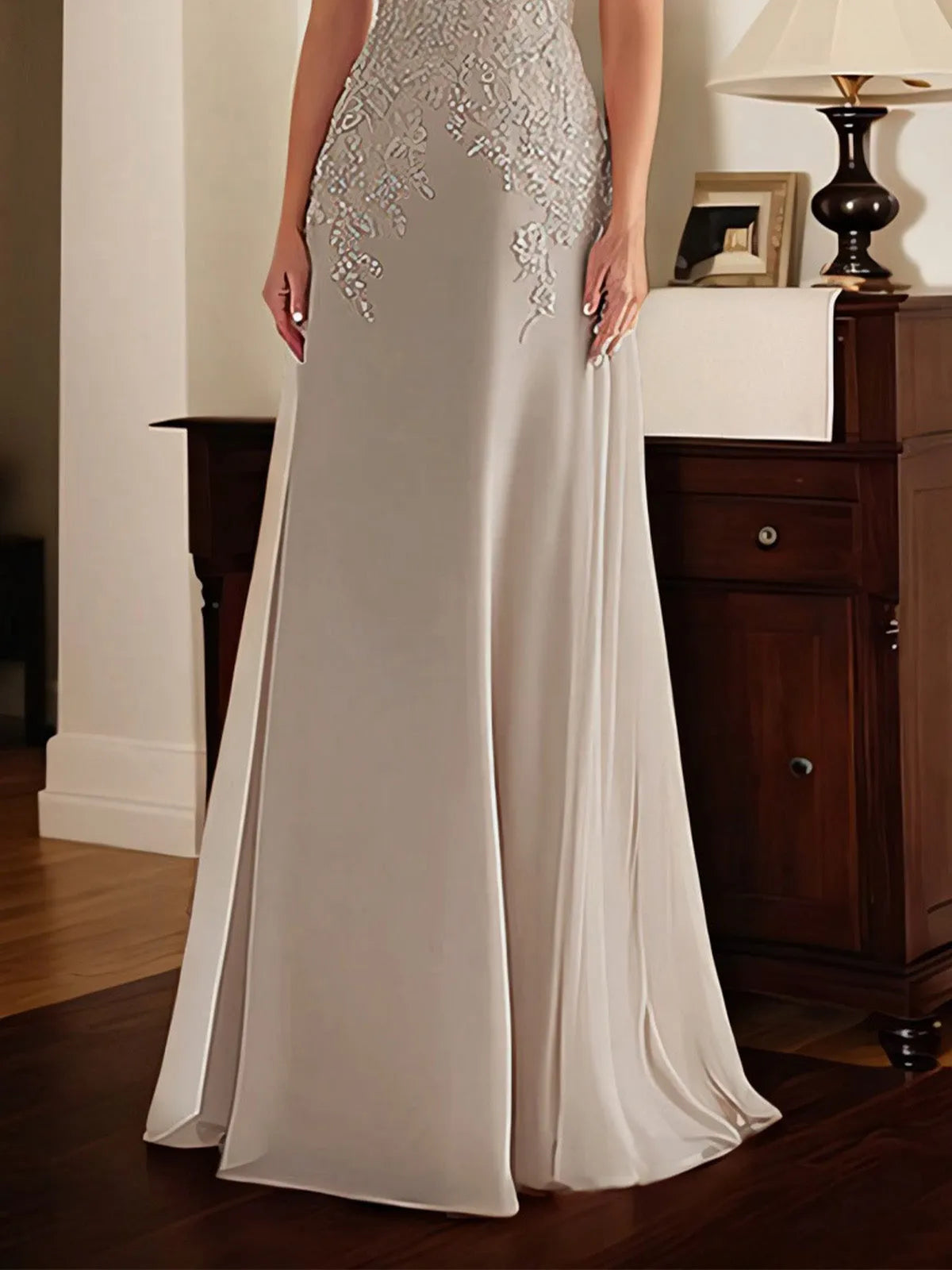 Elegant Fitted Off-Shoulder Short-Sleeve Lace-Back Train-Length Mother Of The Bride Dresses