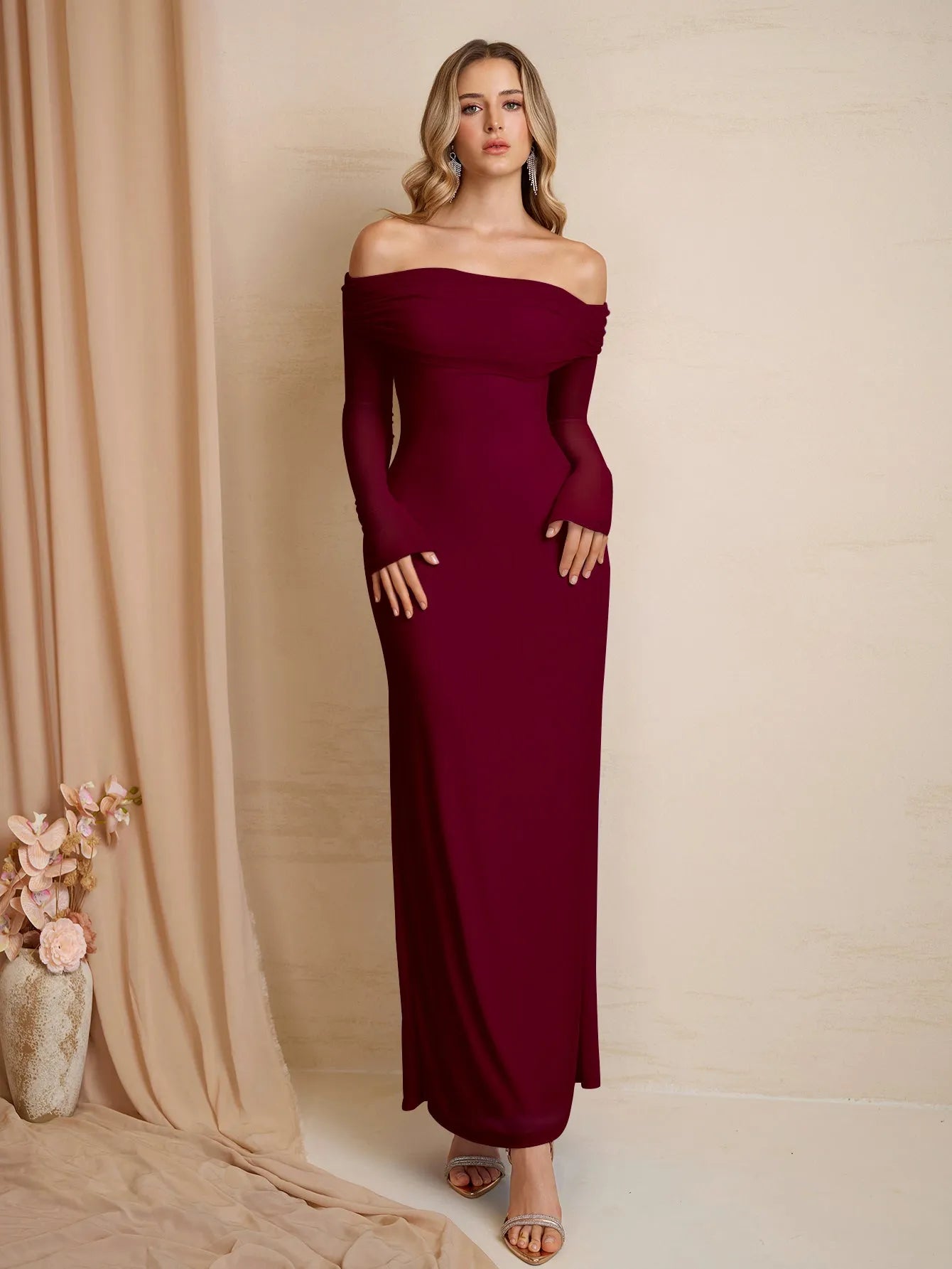 Elegant Fitted Off-the-Shoulder Sheer Long Sleeve Floor-Length Prom Dresses