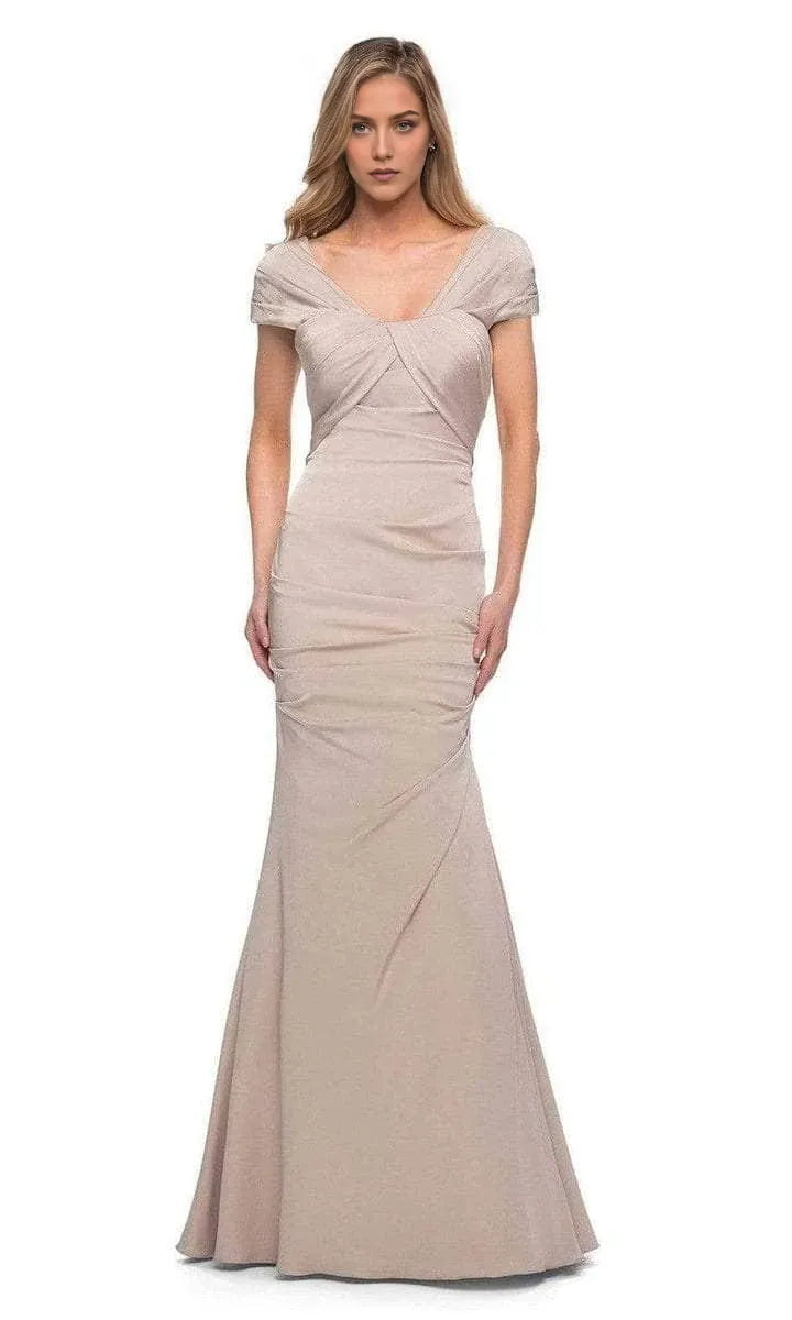 Elegant Mermaid Deep V-Neck Short Sleeve Ruched V Back Back Zip Floor-Length Mother of the Bride Dress