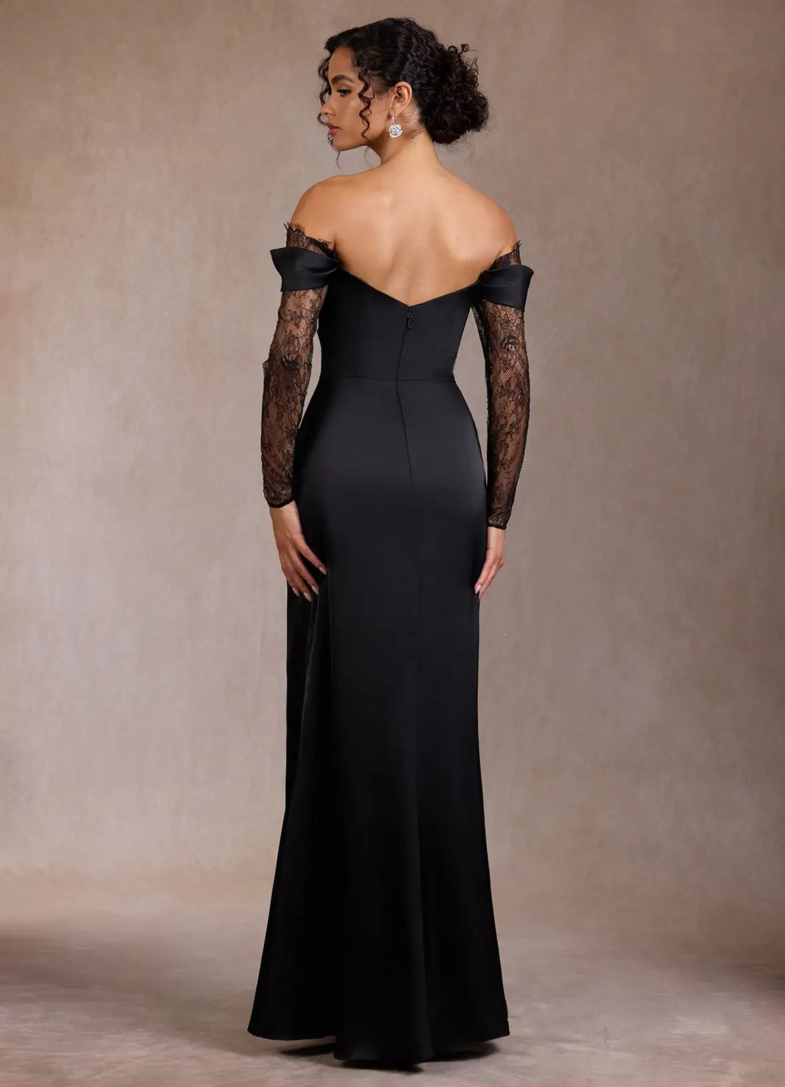 Elegant Mermaid Off-The-Shoulder Lace Long Sleeve V-Back Floor-Length Prom Dresses