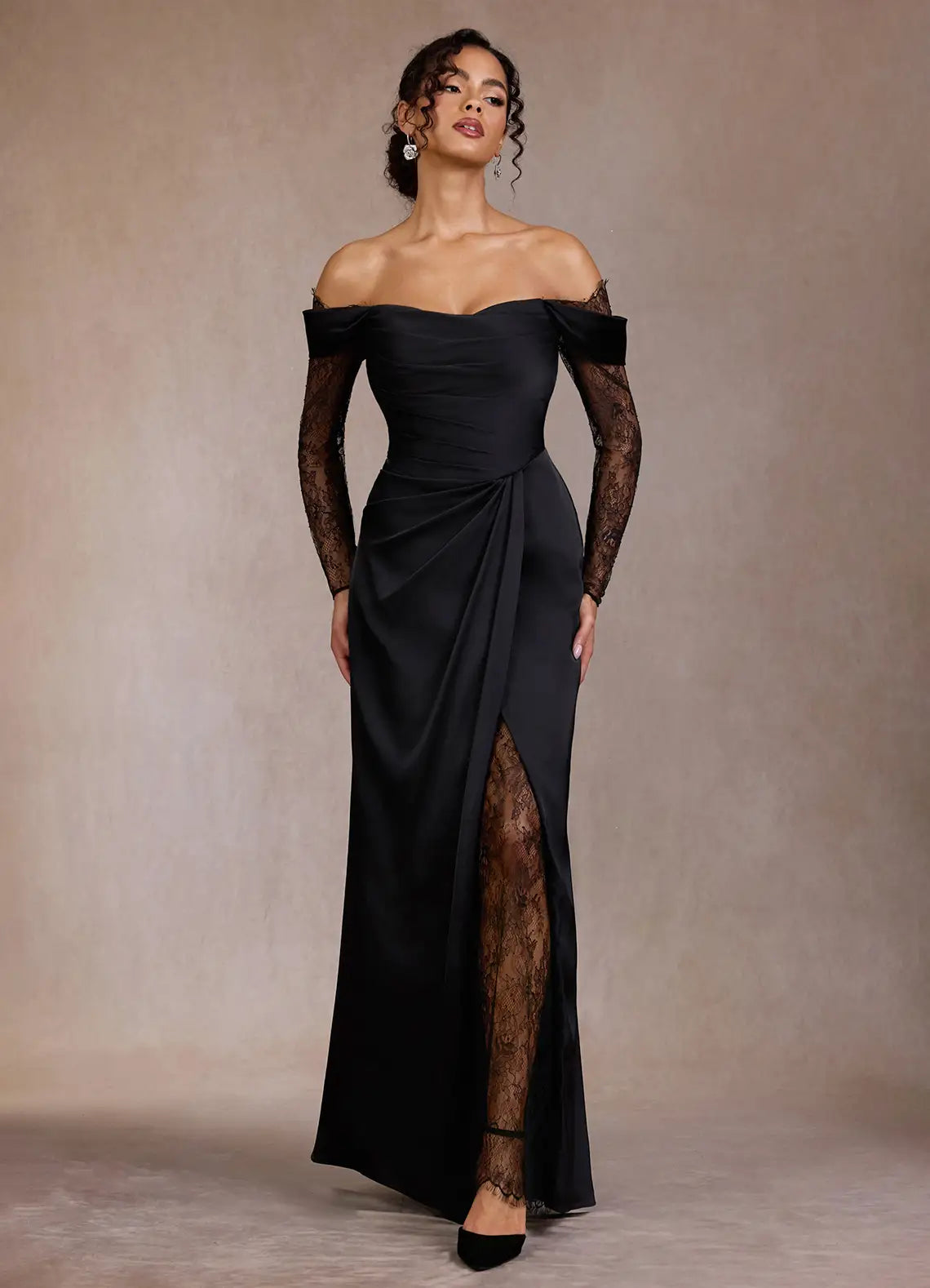 Elegant Mermaid Off-The-Shoulder Lace Long Sleeve V-Back Floor-Length Prom Dresses