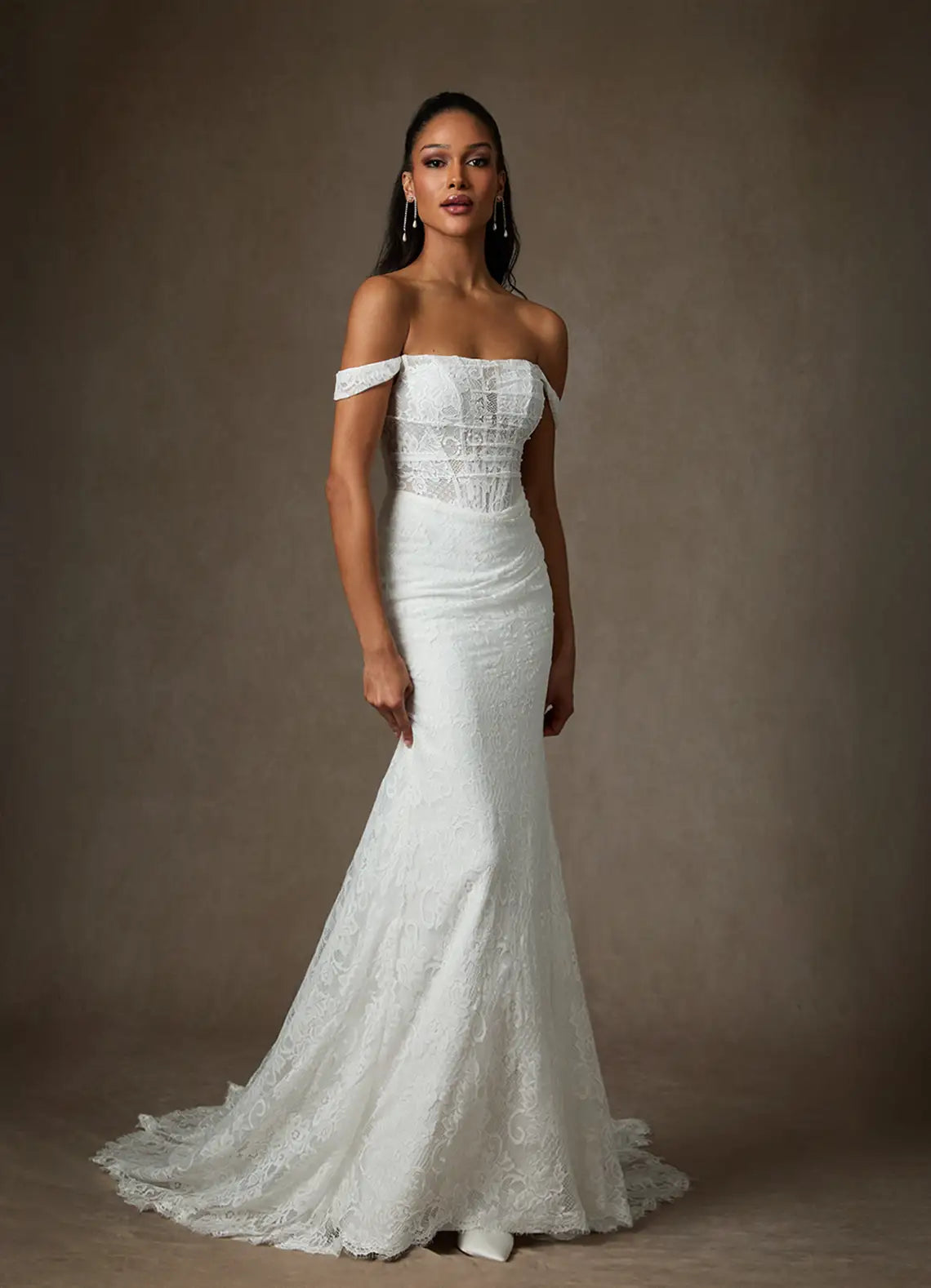 Elegant Mermaid Off-The-Shoulder Spaghetti Straps Button Back Pleated Wedding Dresses