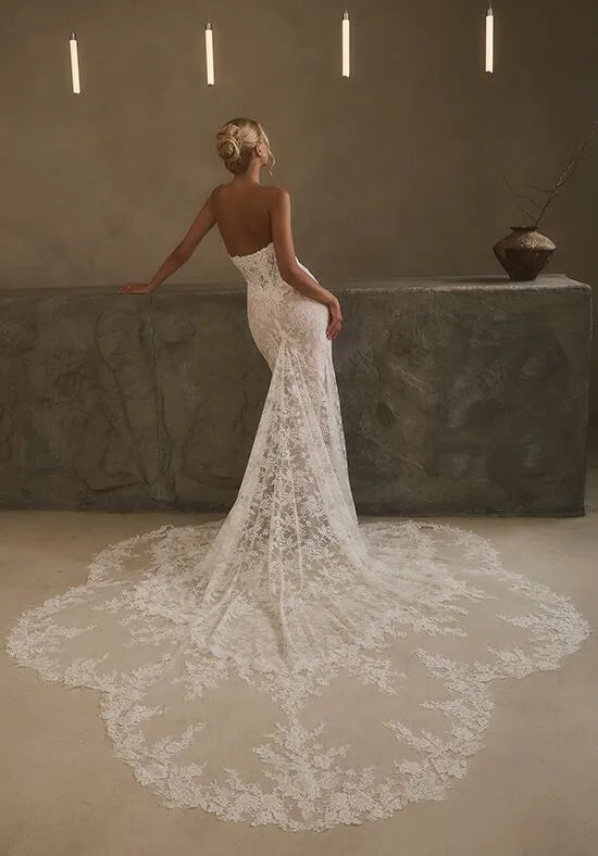 Elegant Mermaid Strapless Lace Open Back Train Wedding Dresses